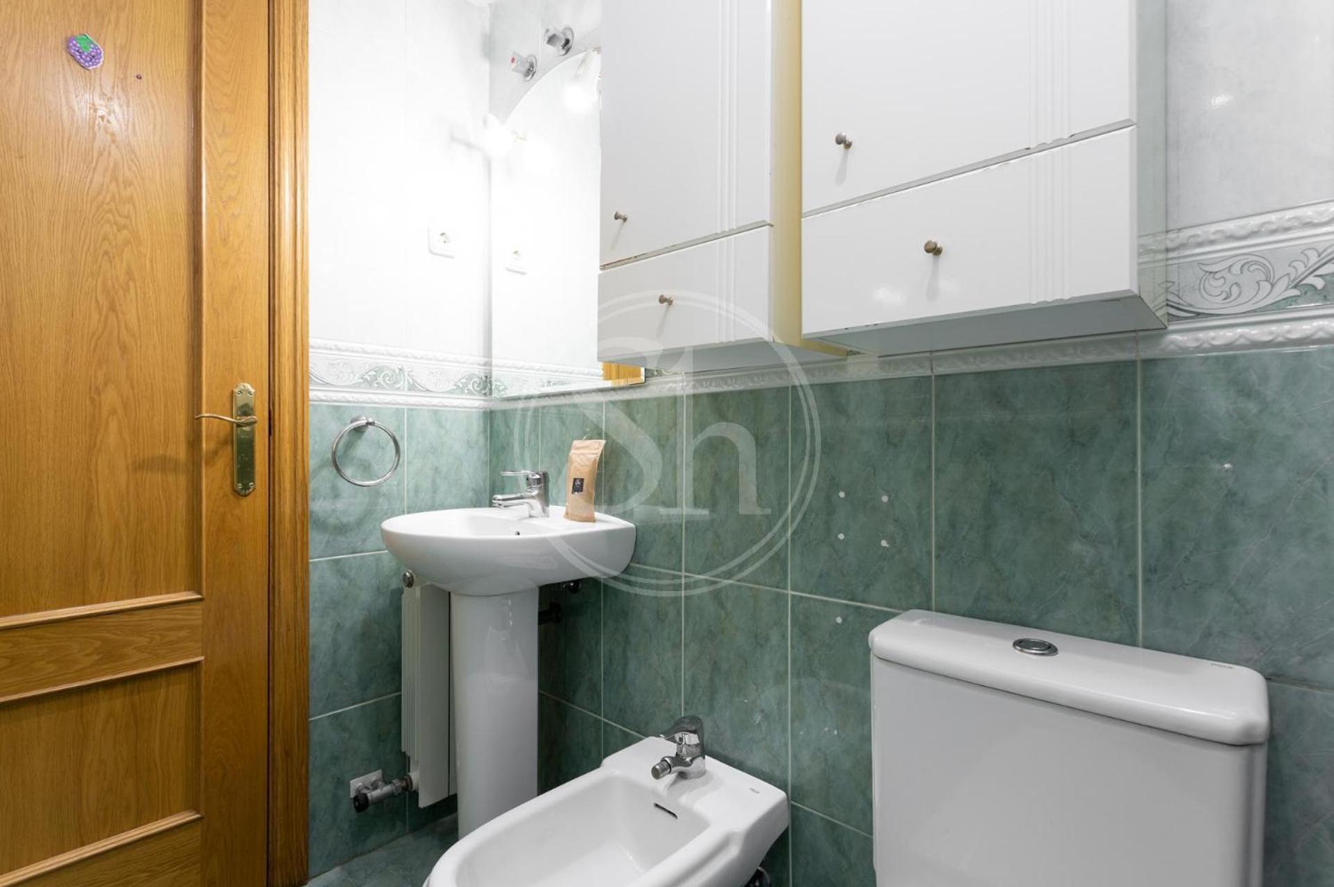 Apartment 3 Con Balcon